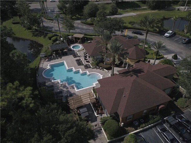 Building Photo - Beautiful 1/1 Condo x Rent @ The Crest at ...