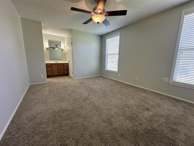 Building Photo - 5110 Powder River Rd