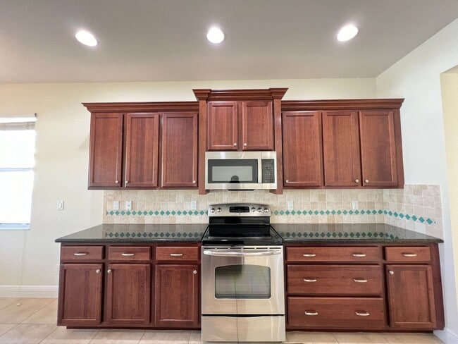 Building Photo - Luxury Living in a Gated Community – Modern 2-Bed Home with Premium Amenities!