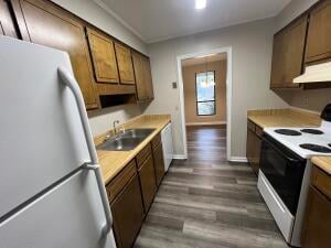 Building Photo - 4585 Hickory Dr