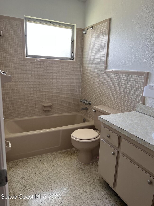 Building Photo - 2643 Cherrywood Ln