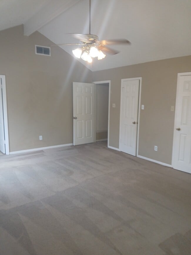 Building Photo - 5101 Middlecoff Cir
