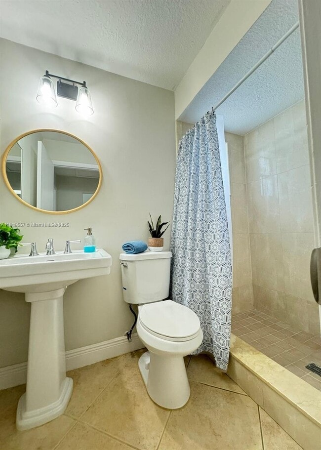 Building Photo - 12833 SW 146th Terrace