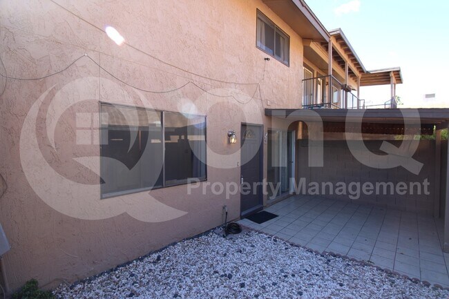 Building Photo - 1154 N 85th Pl