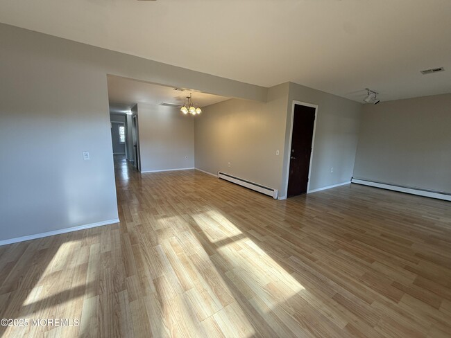 Building Photo - 68 Virgin Islands Dr