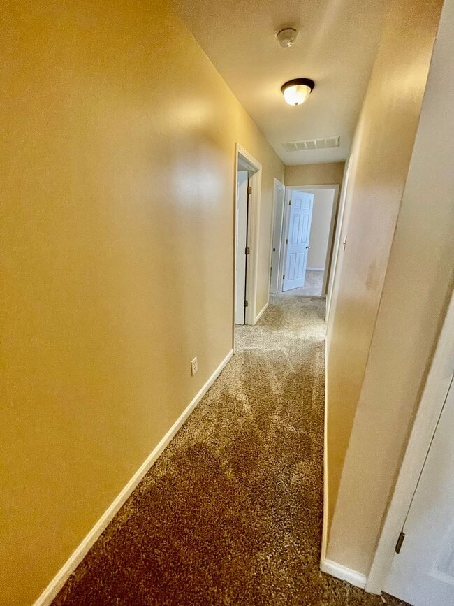 Building Photo - Welcome to this beautiful 4-bedroom, 2.5-b...