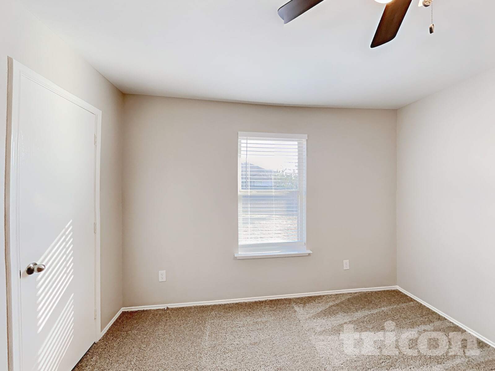 Building Photo - 1600 Bob Dr