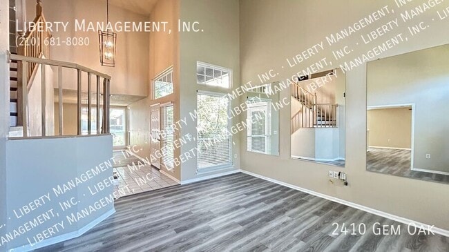 Building Photo - 2410 Gem Oak