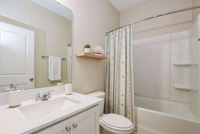 Building Photo - 2600 Island Walk Dr