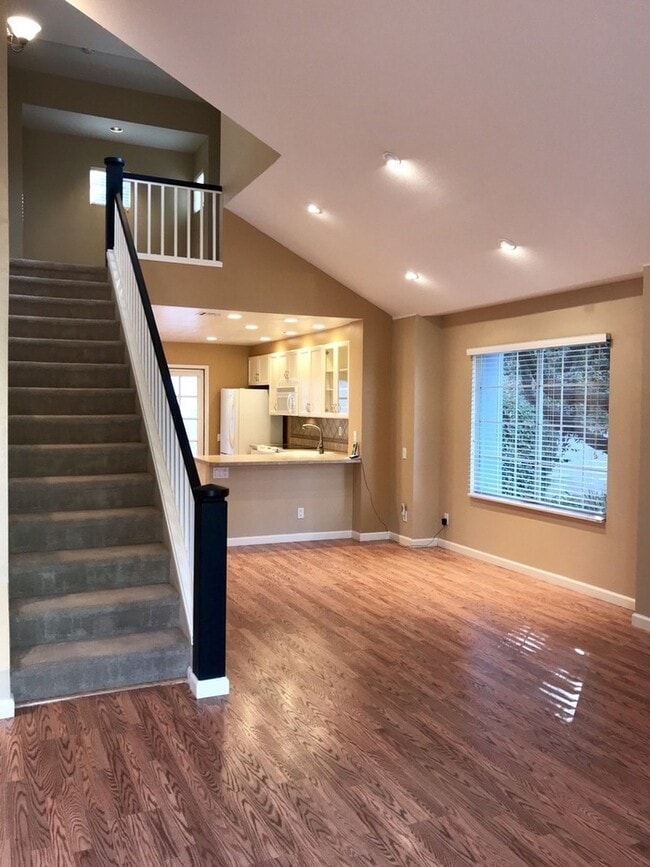 Building Photo - San Roque 3 Bedroom Townhouse - Available Now