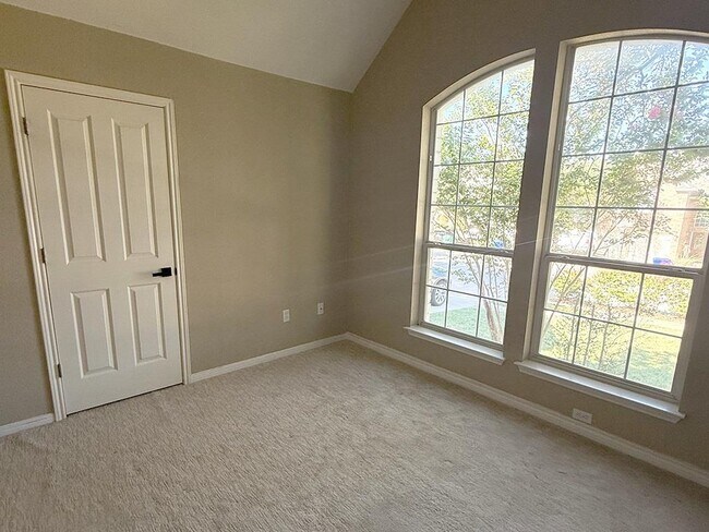 Building Photo - 1038 Cashew Ln