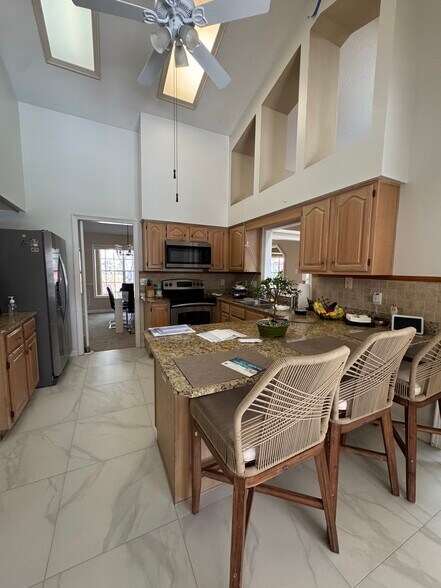 Building Photo - 7818 Thicket Ln