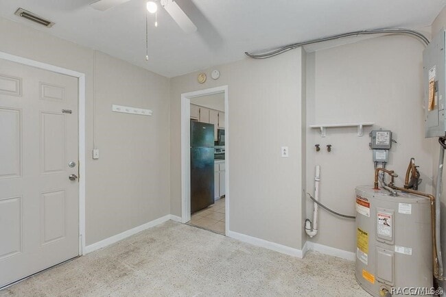Building Photo - 27 N Tyler St