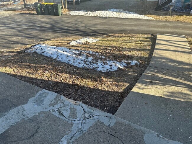 Building Photo - 38 Summer St