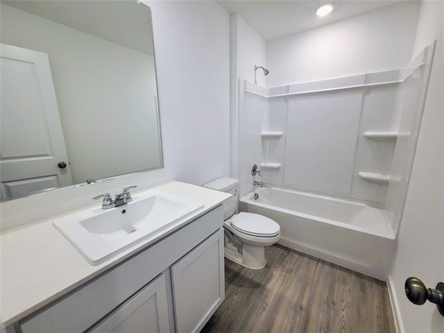 Building Photo - 919 Blue Heron Dr