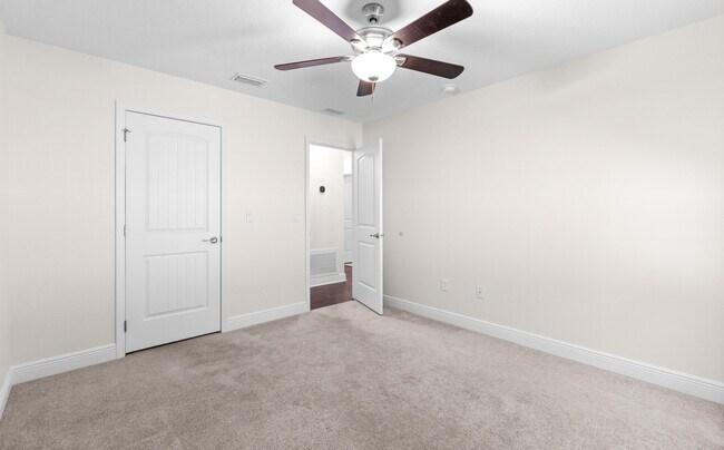 Building Photo - 30 Golden Eagle Ct