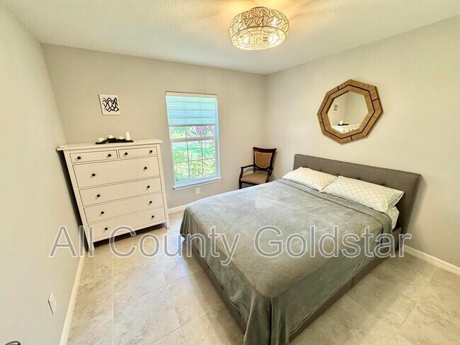 Building Photo - 11373 Visby Ave