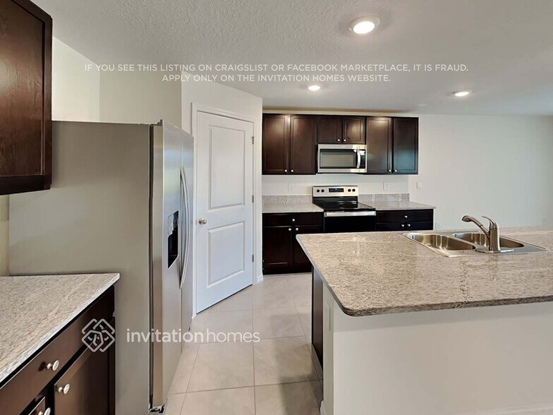 Building Photo - 4908 Gray Owl Ter