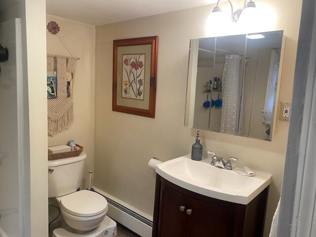 Building Photo - 249 Bennington St