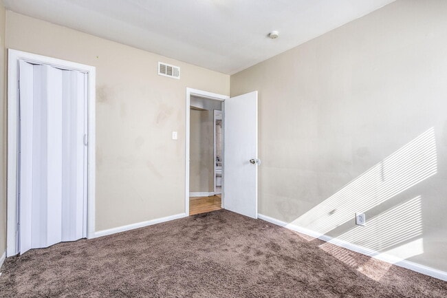 Building Photo - 17656 Toepfer Dr