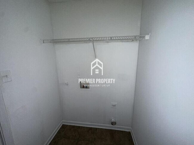 Building Photo - 9280 Acadia Pl