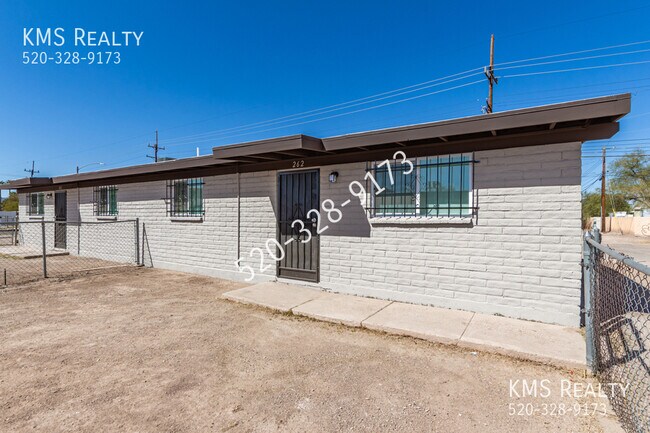 Primary Photo - 262 N Melwood Ave