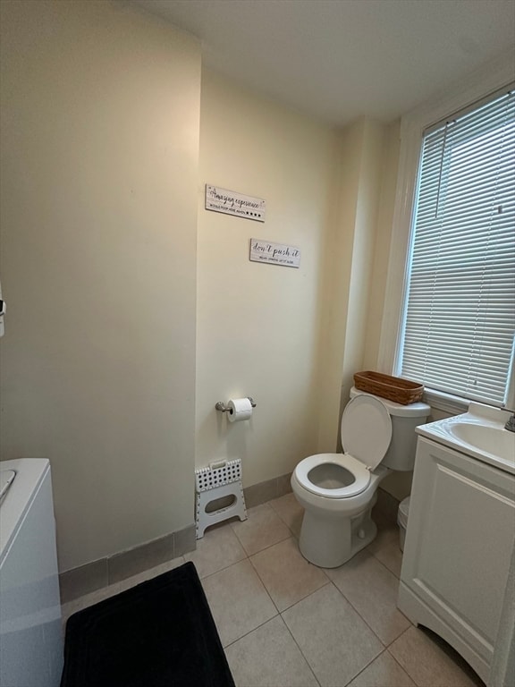 Building Photo - 194 H St