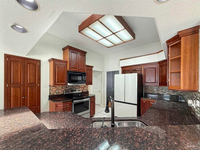 Building Photo - 2983 Shearwater Dr
