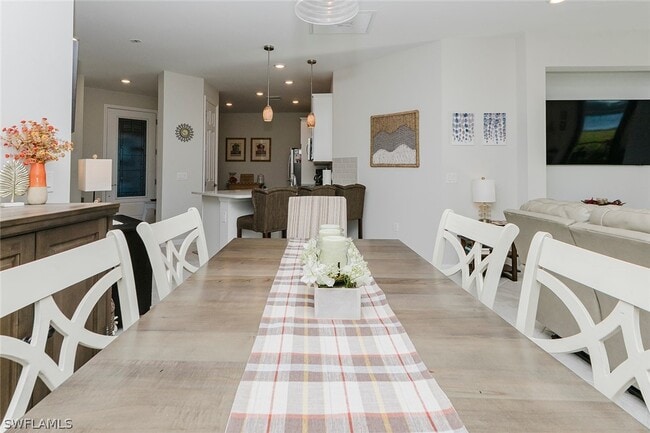 Building Photo - 5988 Mayflower Way