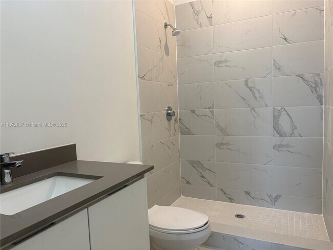 Building Photo - 34530 SW 190th Ave