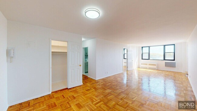 Primary Photo - 1360 Ocean Pkwy