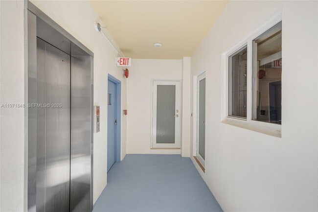 Building Photo - 2001 S Surf Rd