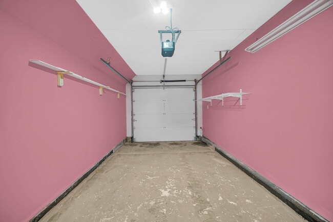 Building Photo - 1807 Whitney Dr