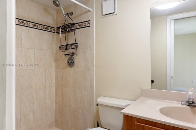 Building Photo - 8600 SW 133rd Avenue Rd