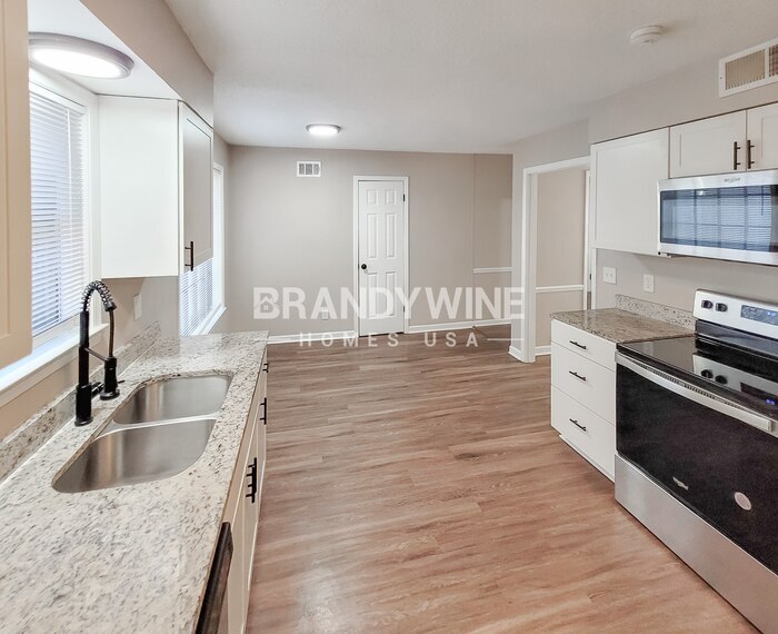 Building Photo - 6752 Seven Valley Dr