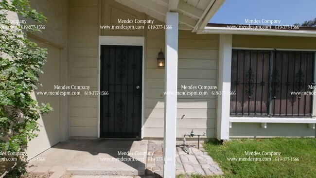 Building Photo - 6762 Alsacia St
