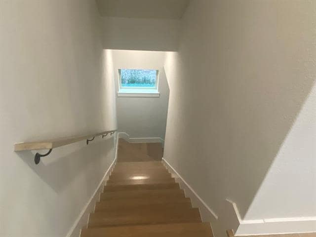 Building Photo - 1802 Deacon Hl Ct
