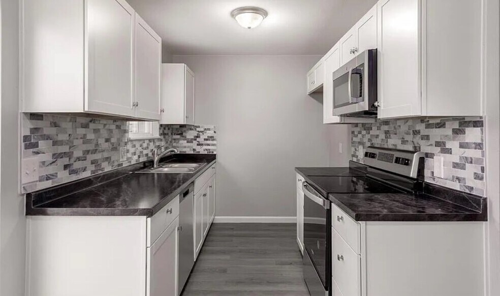 Building Photo - 2020 Grosbear Ln