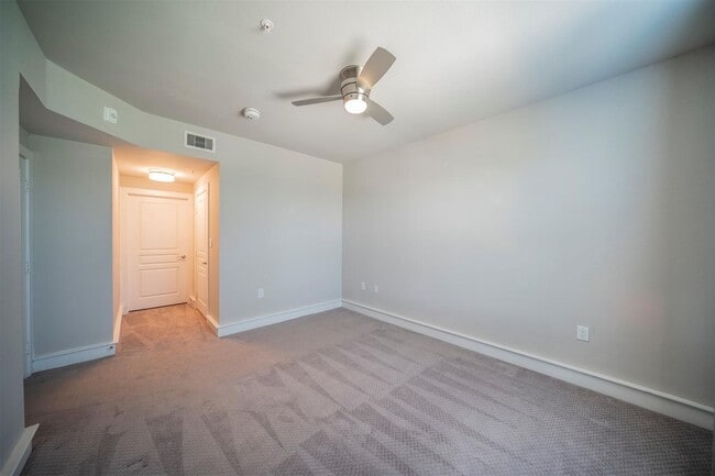 Building Photo - For Sale or Lease! Area Construction close to completion!
