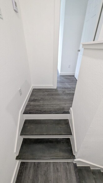 Building Photo - 7904 Shotwell St