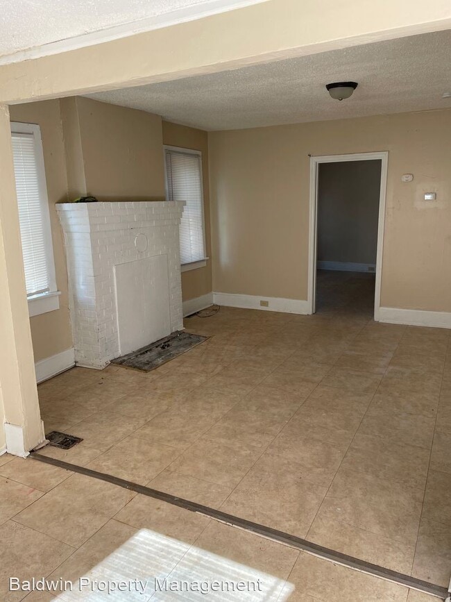 Building Photo - 4 br, 2 bath House - 2014 DELLABROOK ROAD