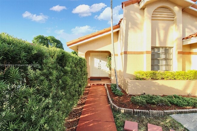 Building Photo - 13625 SW 99th Terrace