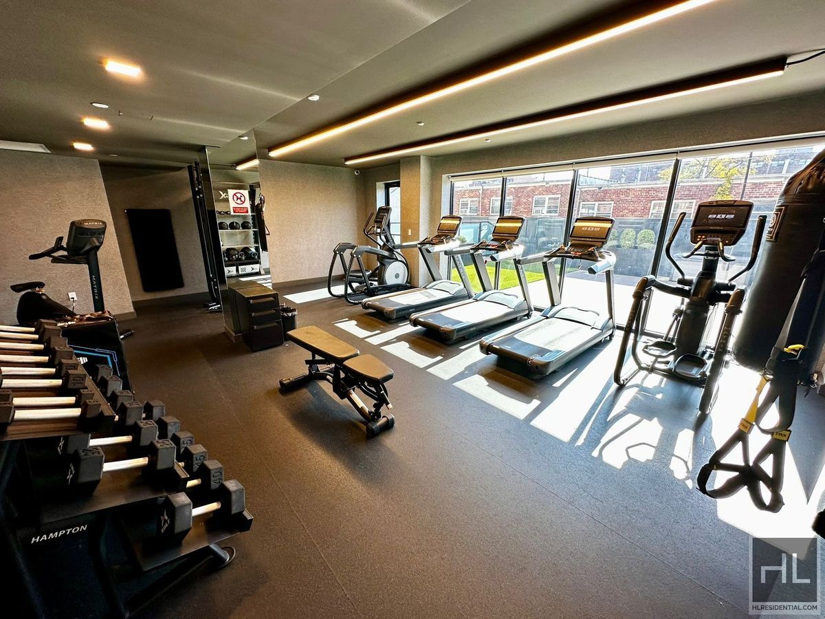 Building Photo - NORTHERN BOULEVARD