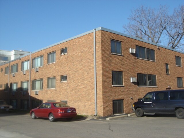 back parking lot - 409 University Ave SE