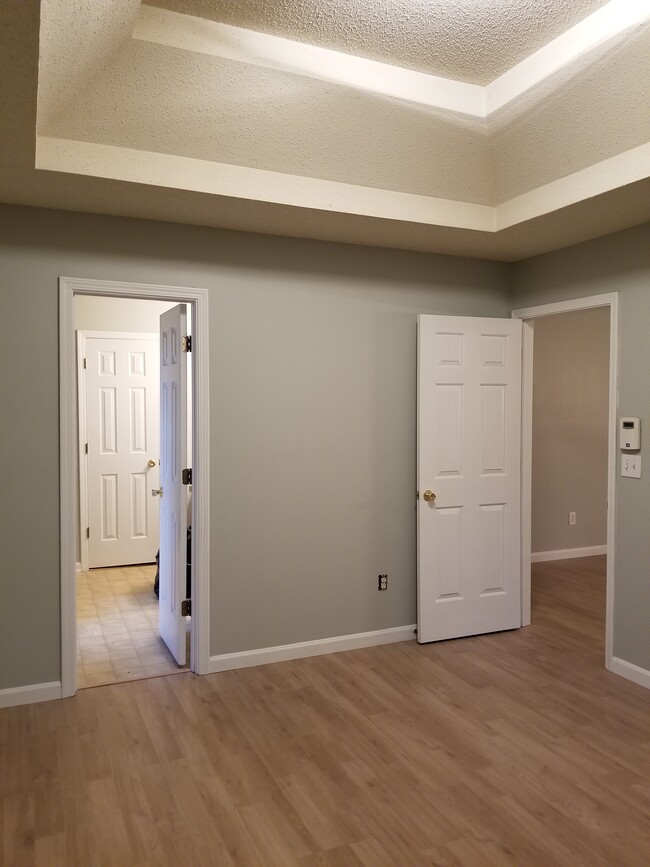 Building Photo - 2666 Rambling Way