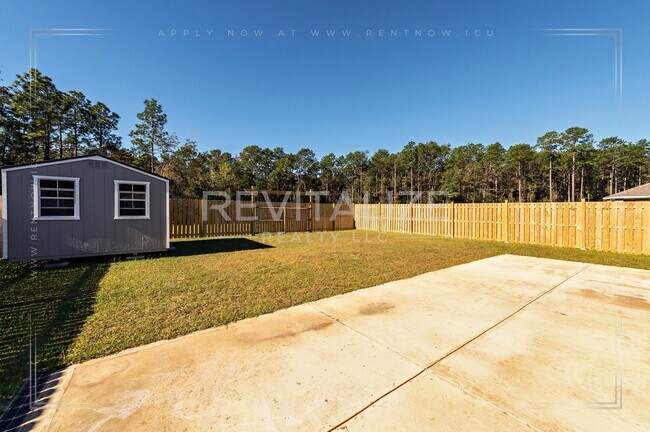 Building Photo - Only $1500 for First Month's Rent!!! Smart 4 Bd / 2 Ba Home in West Mobile Gated Community