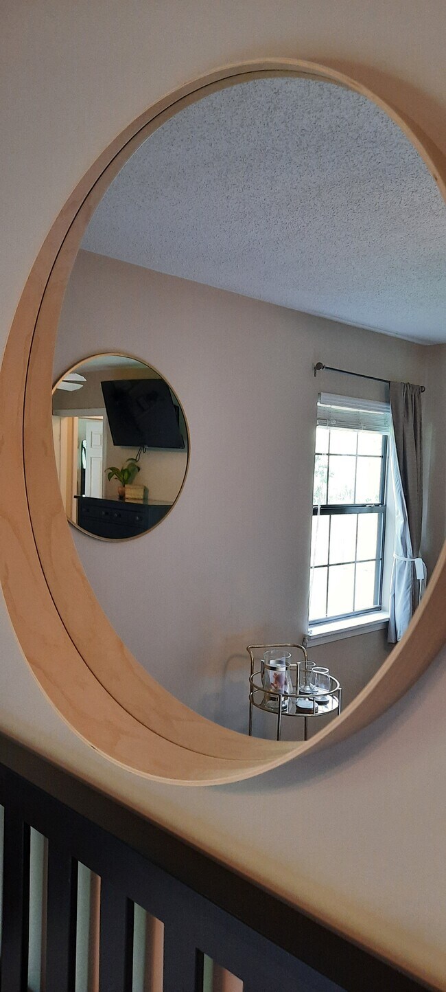 Building Photo - 112 Kings Mountain Ct