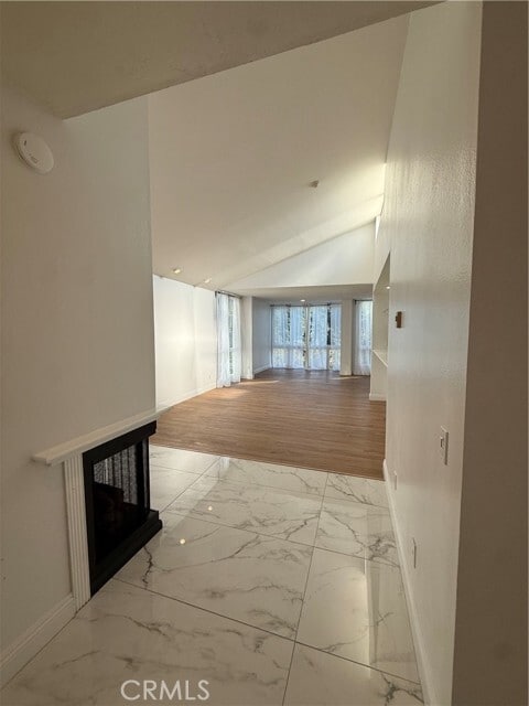 Building Photo - 575 Esplanade