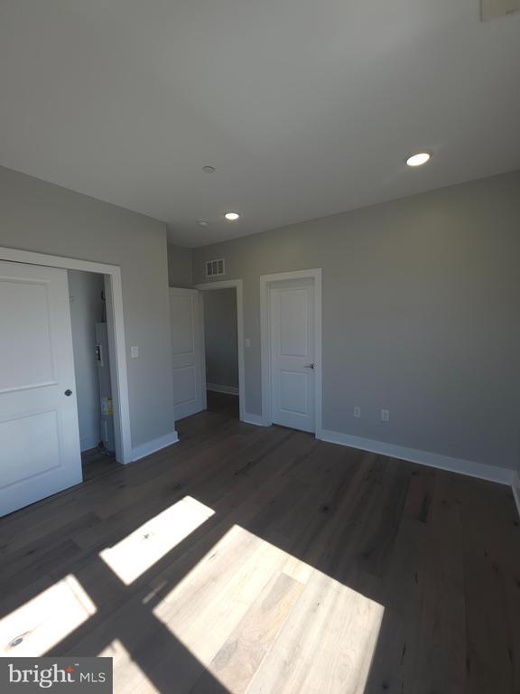 Building Photo - 3925 Haverford Ave