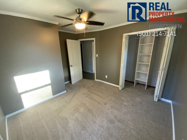 Building Photo - 4100 Driskill Dr